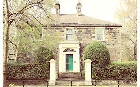 A Luxurious Masterpiece Steps From Stirling
